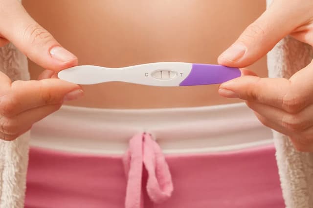 Kiedy zrobić test ciążowy przy karmieniu piersią, aby uniknąć błędów?